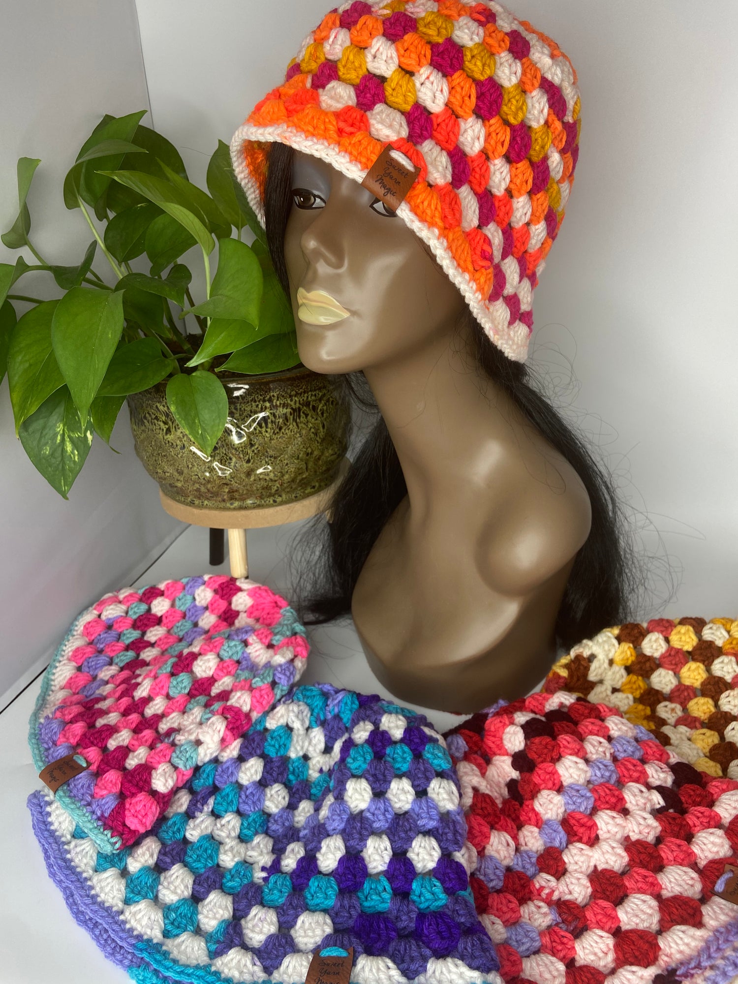 Bucket hats, ruffle hats and beanies